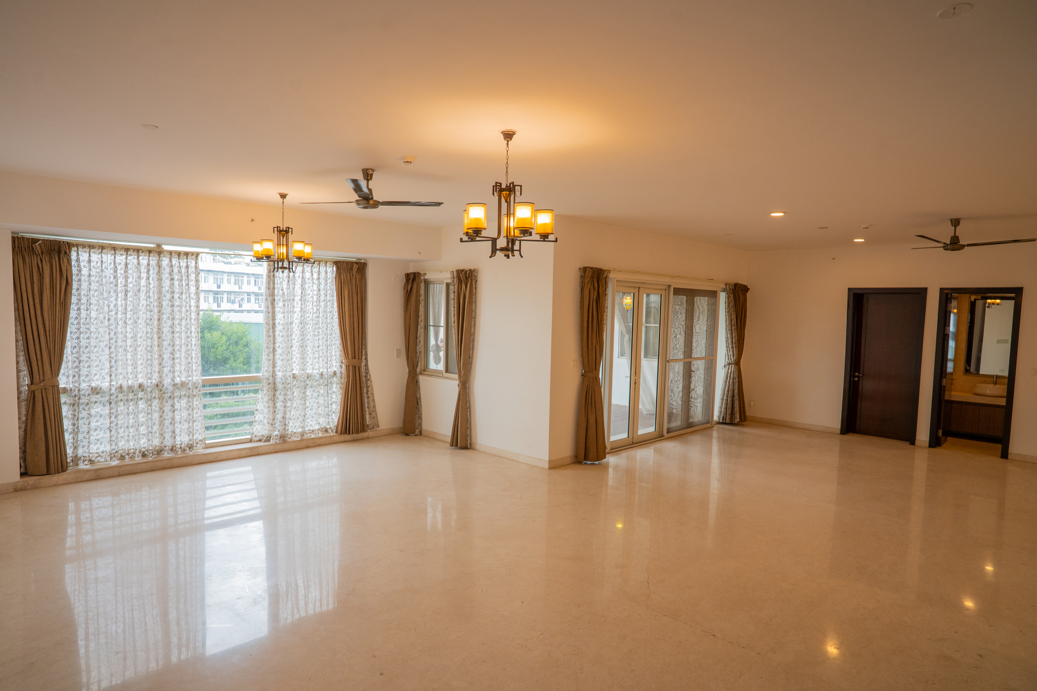 Private residence for agents